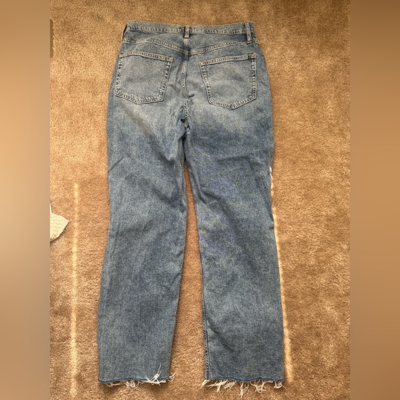 GAP 90’s Loose High Rise Distressed Denim - Picture 5 of 6